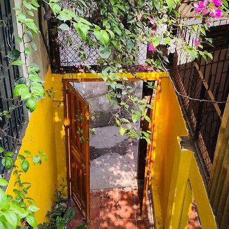 Chu Nhat Cafe & Homestay - 12 Ngo 41 Duong Lang - Co So 1 Hanoi Exterior foto