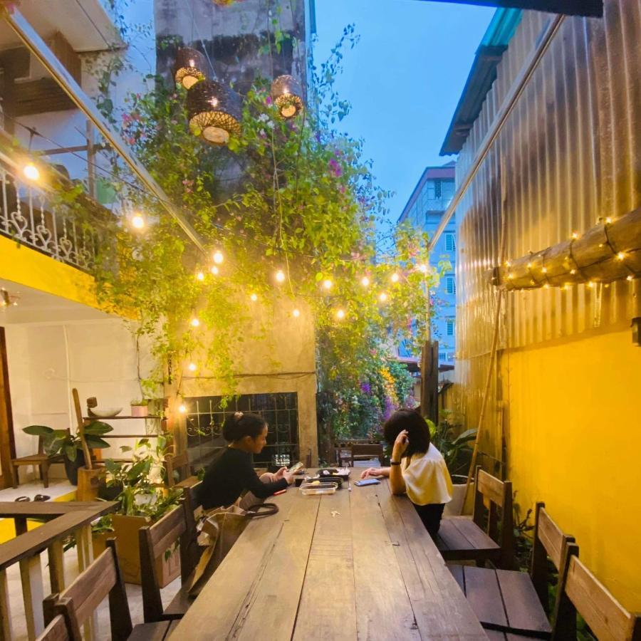 Chu Nhat Cafe & Homestay - 12 Ngo 41 Duong Lang - Co So 1 Hanoi Exterior foto
